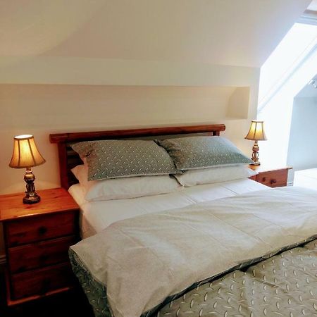 The Hollies Appartement Adare Buitenkant foto