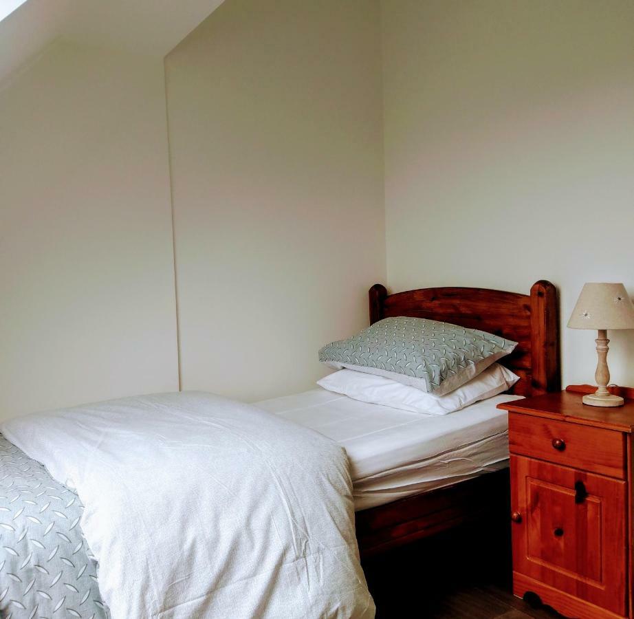 The Hollies Appartement Adare Buitenkant foto