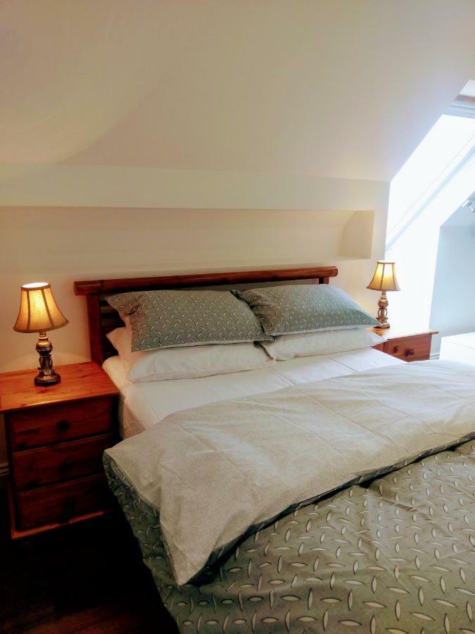 The Hollies Appartement Adare Buitenkant foto